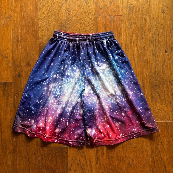Fit 2 Win Galaxy Print Athletic Shorts – Unisex Size M - Picture 2 of 6